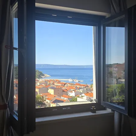 Azure Horizon * Makarska